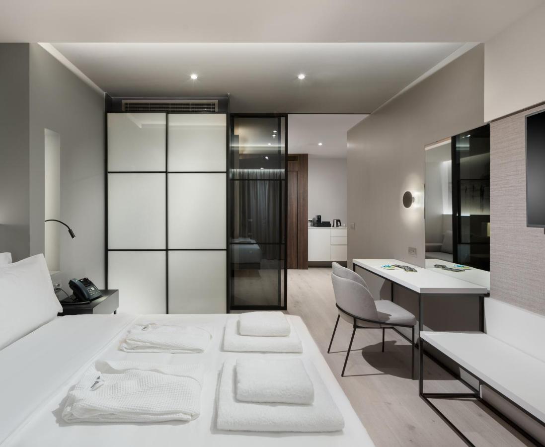 Ivis 4 Boutique Hotel 아테네 외부 사진