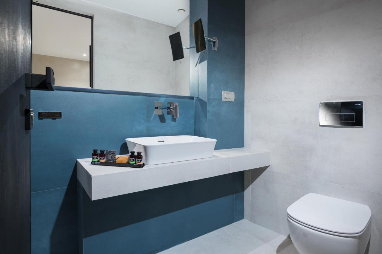 Ivis 4 Boutique Hotel 아테네 외부 사진